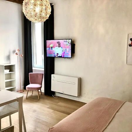 Design Suite Vieux Port Appartement Tout Equipe Climatise Marseille Exterior photo