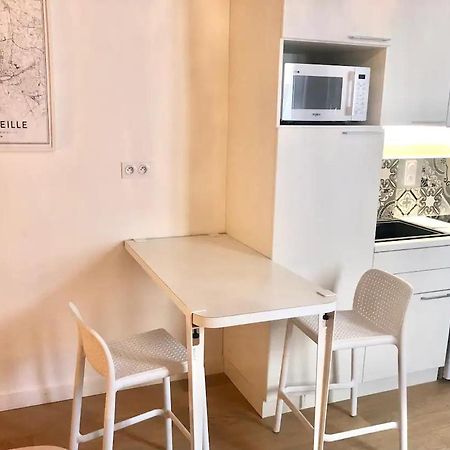 Design Suite Vieux Port Appartement Tout Equipe Climatise Marseille Exterior photo